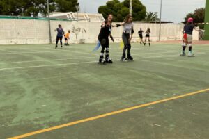 ADOS Fitness Club - Clases de Patinaje en Abanilla Murcia